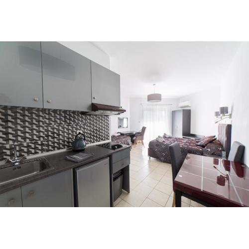 Anelia Boutique Studios & Apartments