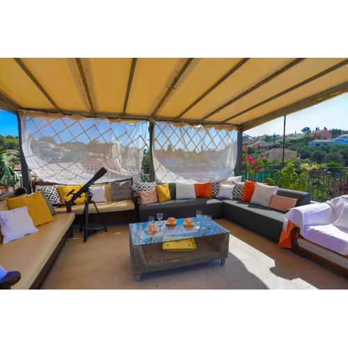Angela Suite