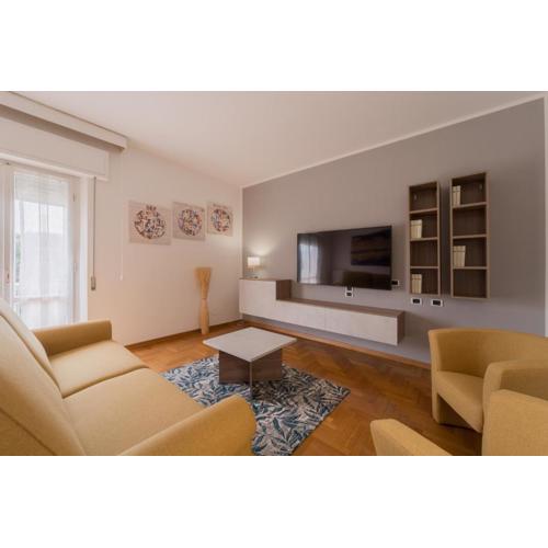 Angela Suite