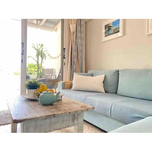 Angelina retreat close to beach