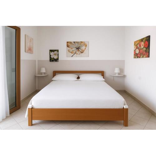 Annalisa Flat