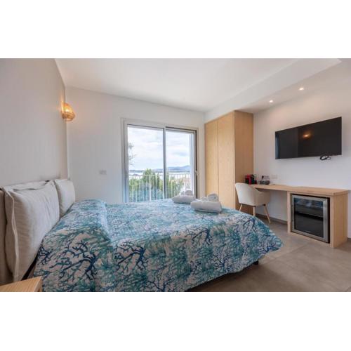 Antares Rooms and Suites