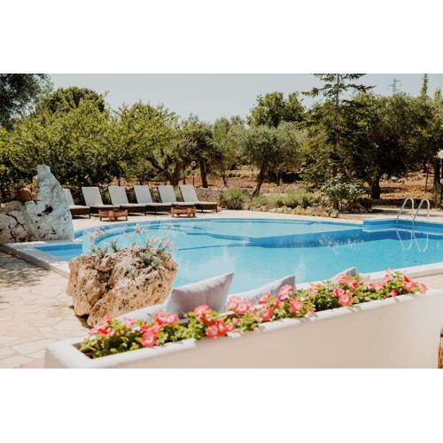 Antica Tenuta dei Trulli by QualiTravel