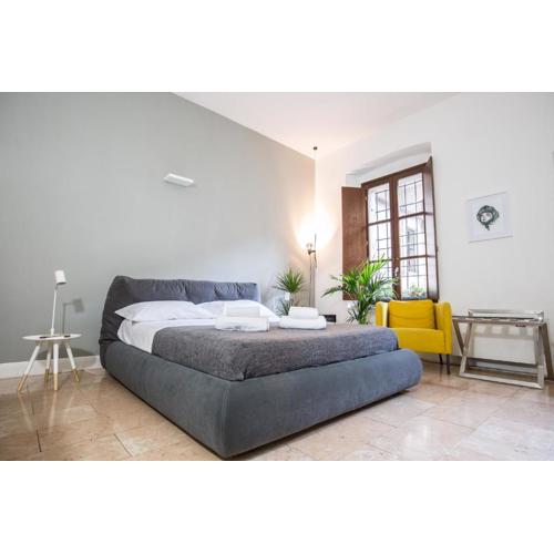 Antiche Colonne Suite