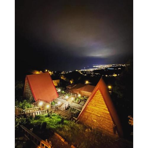 Antikhouse Bungalow&Cafe