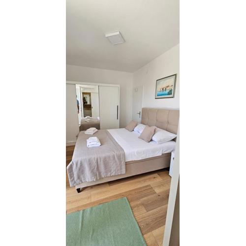 Antruzo Room