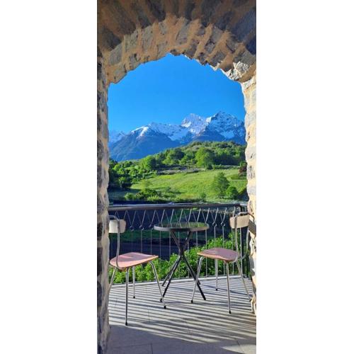Aosta Stunning Panoramic Views From Modern Two Bedroom Apartment