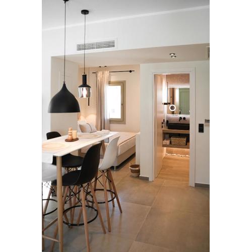 Apademia Skyros Luxury Residences