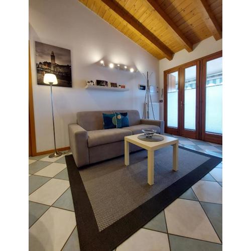Apart Dina Lazise - Garten, Klima, Pool, Parkplatz, WIFI
