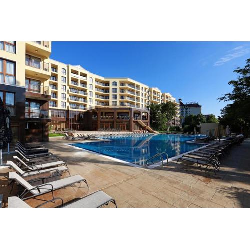Apart Hotel Golden Line