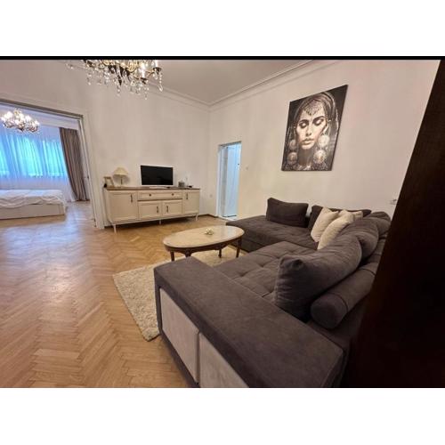 Apartament 86