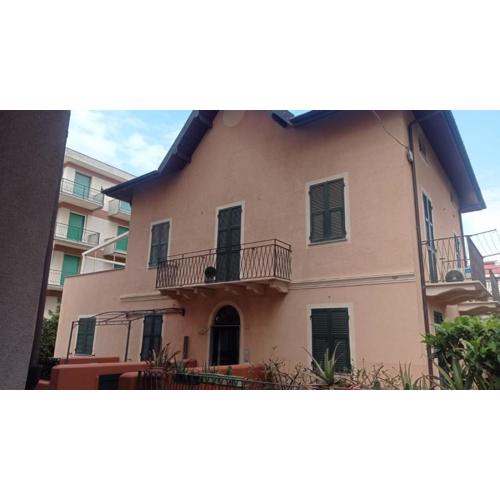 Apartament Italia 85