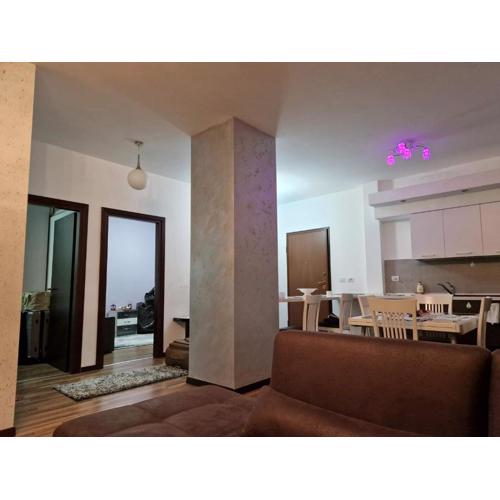 Apartament me qera