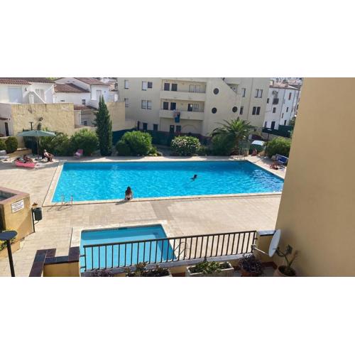 Apartamento a 100 MTS playa,con dos piscinas