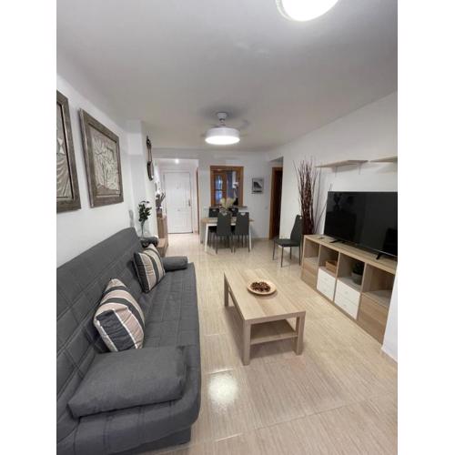 Apartamento a estrenar en primera línea de playa en Magic World Marina Dor