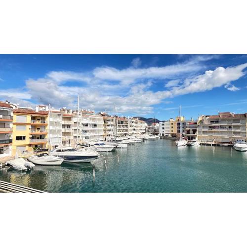 Apartamento B Frente al Canal con Terraza