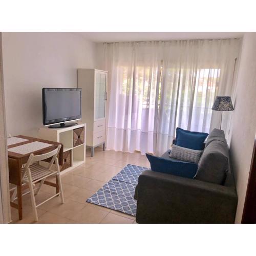 Apartamento céntrico con piscina