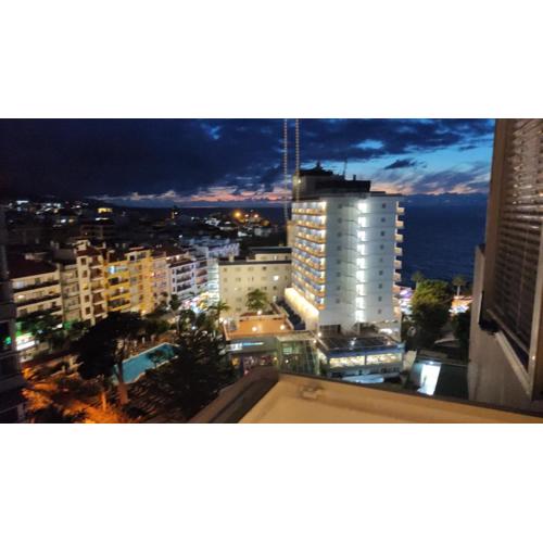 Apartamento céntrico con vistas