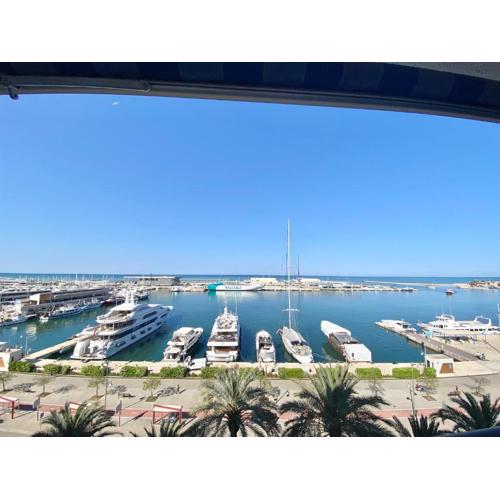 Apartamento centro de Dénia 1ra linea, vistas puerto y mar