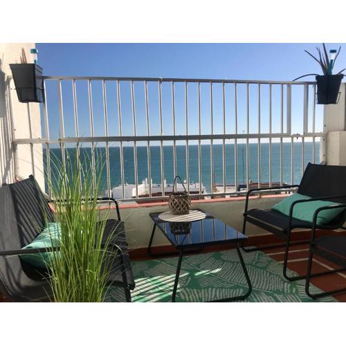 Apartamento Cloe con terraza e increíbles vistas al Mar, Recien reformado