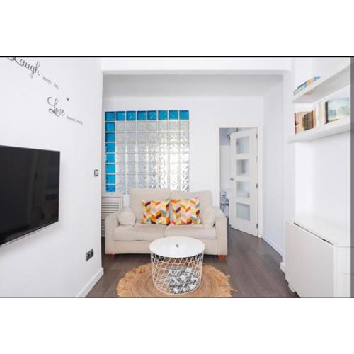 Apartamento con balcon