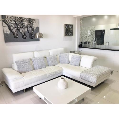 Apartamento con impresionantes vistas y piscina