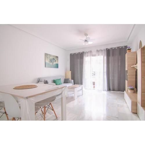 Apartamento con piscina - BAHÍA0102