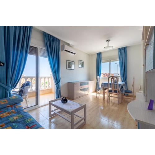 Apartamento con piscina en Torrevieja, La Mata AQ-105