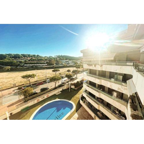 Apartamento con Piscina y Parking Mas Blau Beach