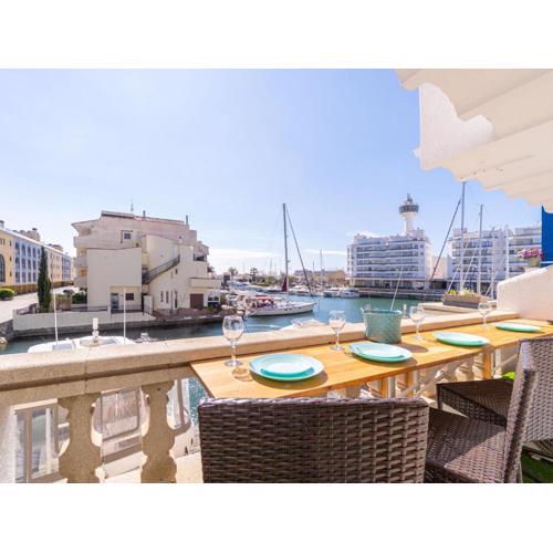 Apartamento con vista al canal – Caballito Goertz. - HISP-288-68