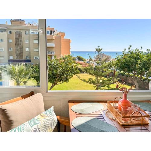 Apartamento con vistas al mar a 1 min de la playa