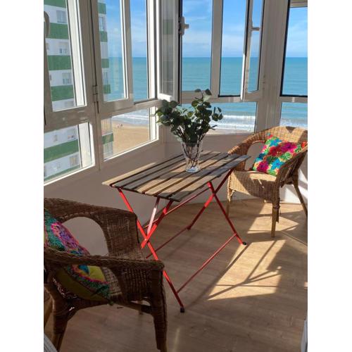 Apartamento con vistas al mar