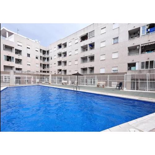 Apartamento Dos Amigos, Torrevieja, 2 swimming pools , parking space