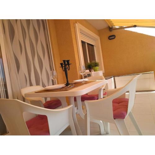 APARTAMENTO EN APOLO 7 a 100mts de la playa