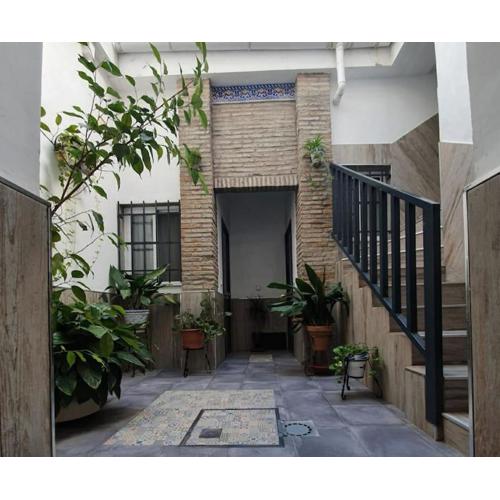 Apartamento en el Fontanal, Casa- Patio de vecinos