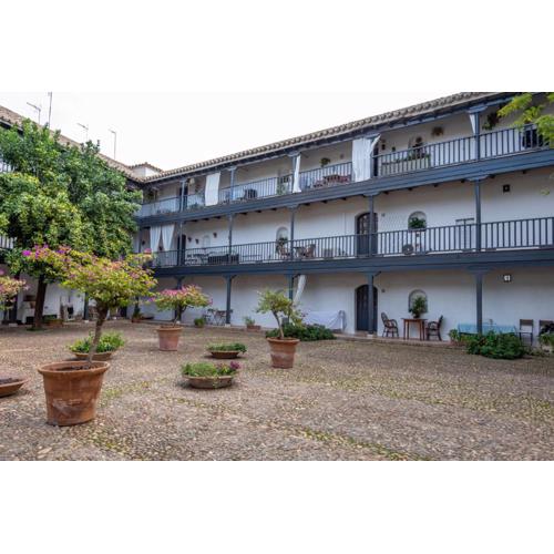 Apartamento en monumento histórico nacional Corral del Conde-duque de Olivares