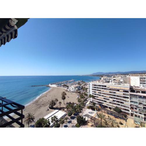 Apartamento en primera línea de playa A - Marbella Centro