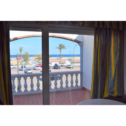 apartamento en primera linea playa ref 285