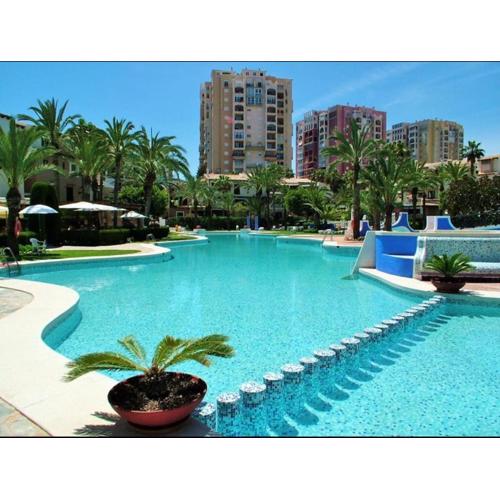 Apartamento en Torrevieja playa con terraza