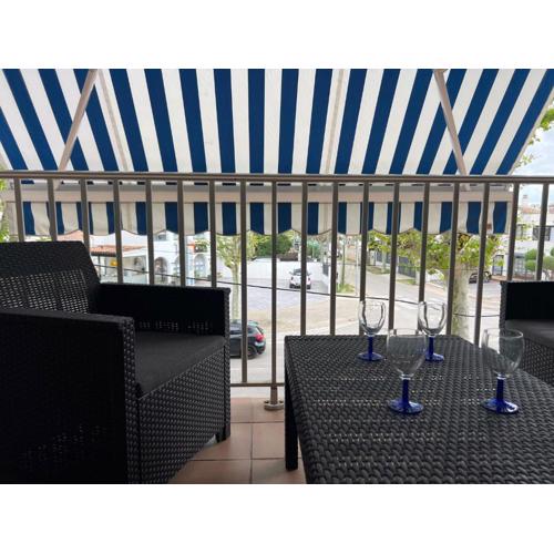Apartamento en zona tranquila de Empuriabrava AV-55