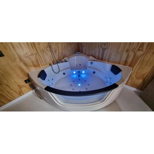 Apartamento Loft con 2 dormitorios, Jacuzzi y Garage