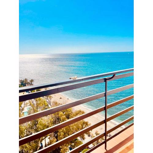 APARTAMENTO LUJOSO y MODERNO VISTAS PANORAMICAS AL MAR