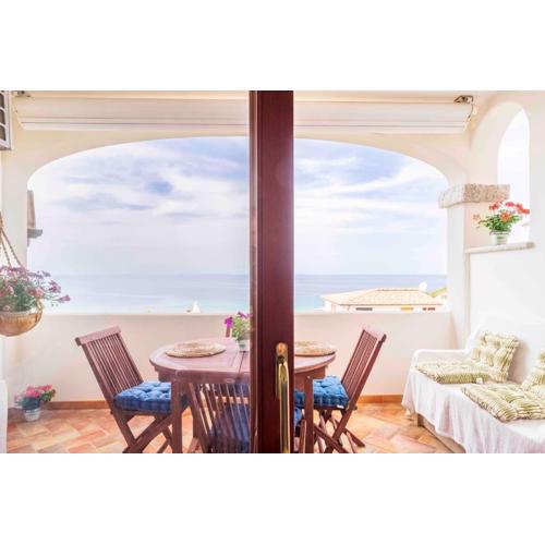 Apartamento Mirto, con vistas al mar
