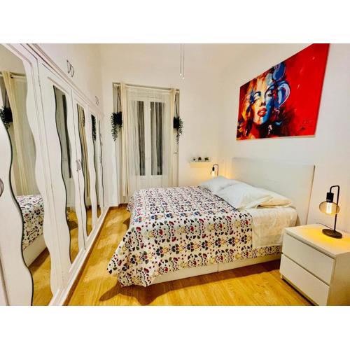 APARTAMENTO MUY CENTRICO - entre PALACIO REAL Y PLAZA MAYOR