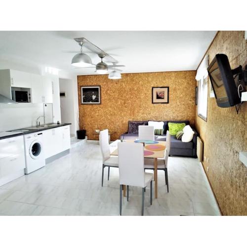 Apartamento para 4 personas, primera línea de mar. Peñismar II