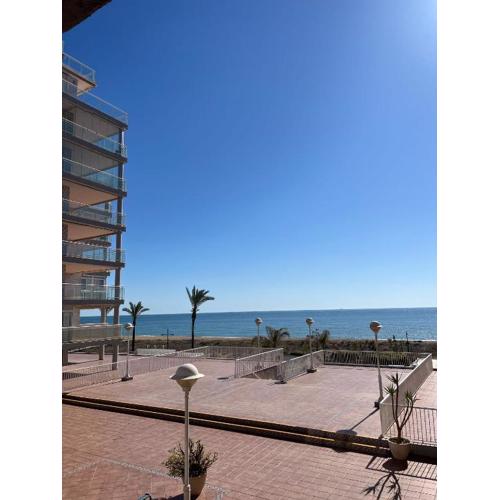 Apartamento primera línea Playa Peñíscola para familia 4 pax