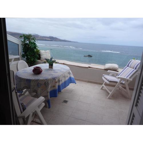 APARTAMENTO PRIMERA LINEA \