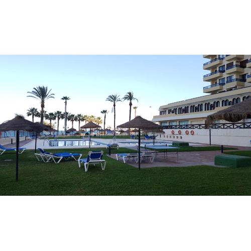Apartamento recién renovado 1ª línea en Benalmádena