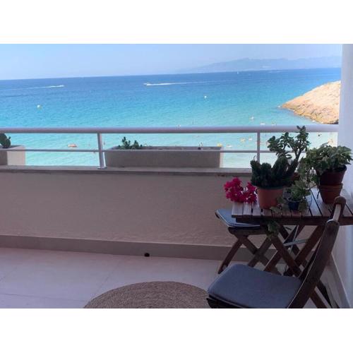Apartamento sobre el mar