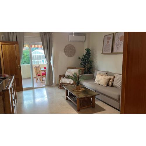 Apartamento Torrequebrada con piscina salada